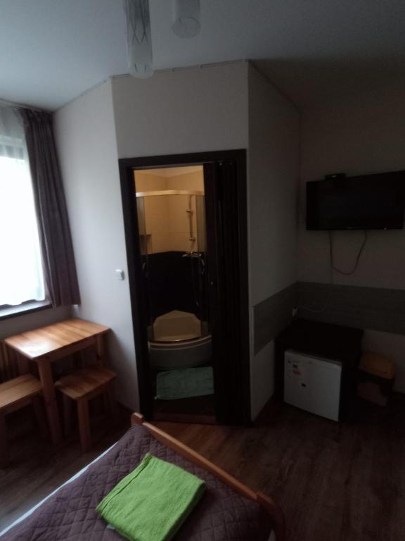 Double Room with Private Bathroom at Noclegi Pod Dębem